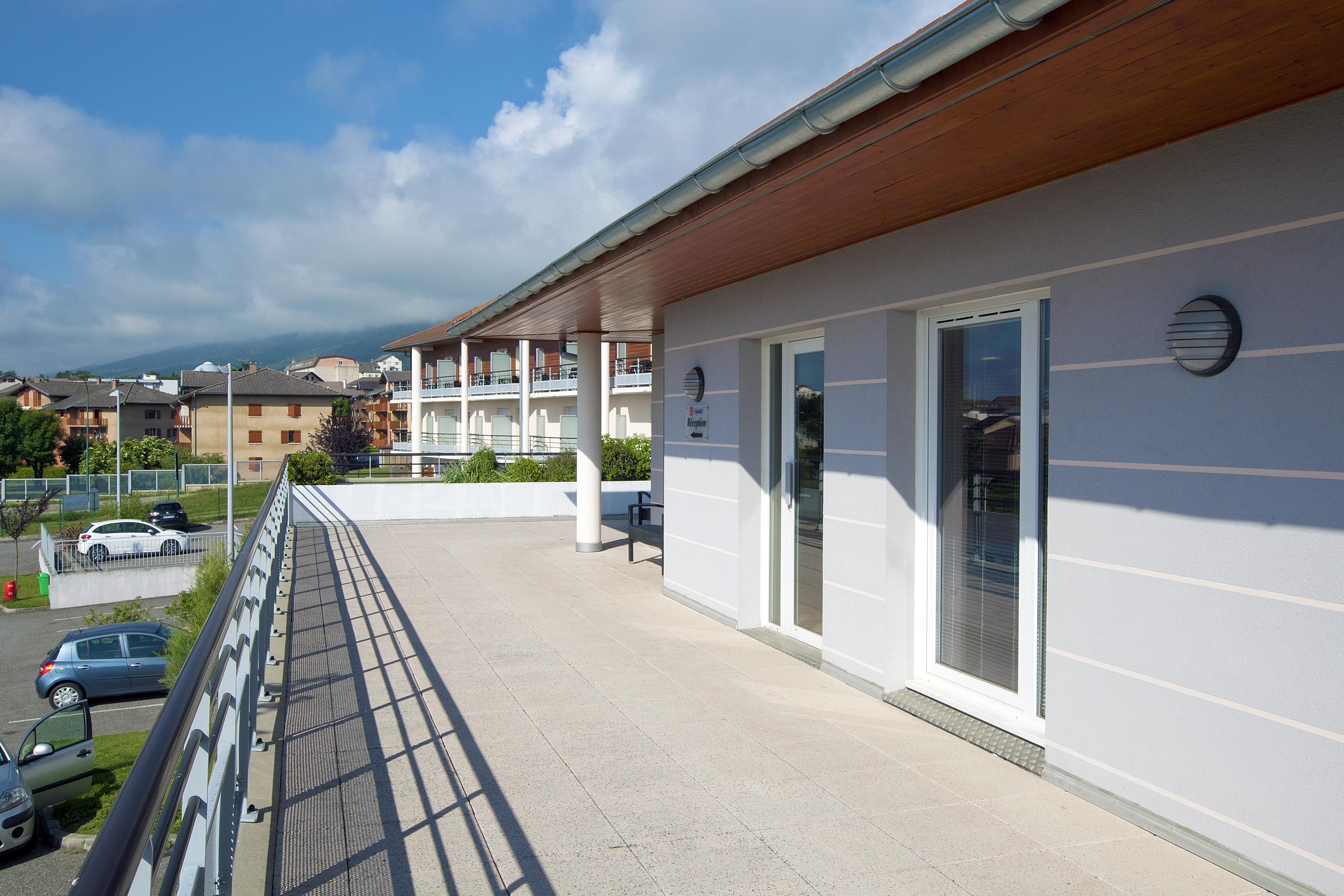 Sejours & Affaires Geneve Gex Les Rives Du Leman Aparthotel Kültér fotó